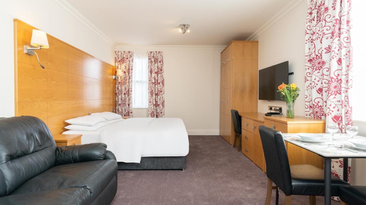 Teddington Lodge Buitenkant foto