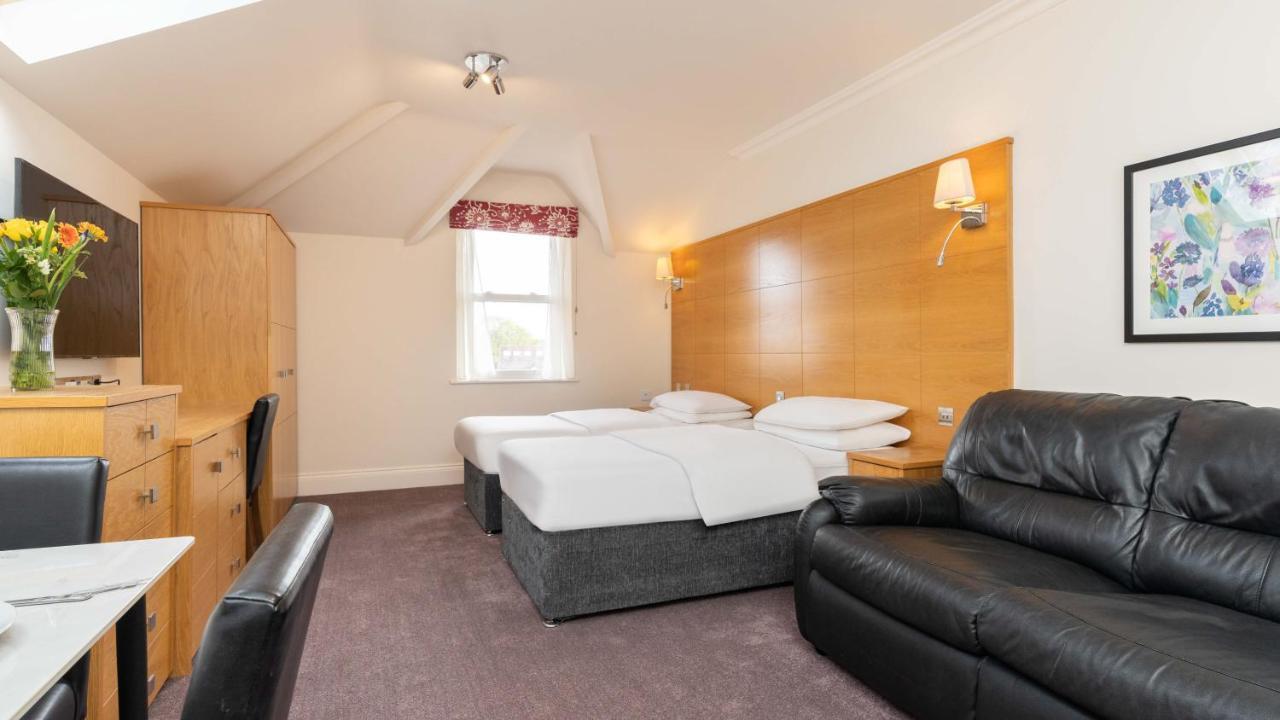 Teddington Lodge Buitenkant foto